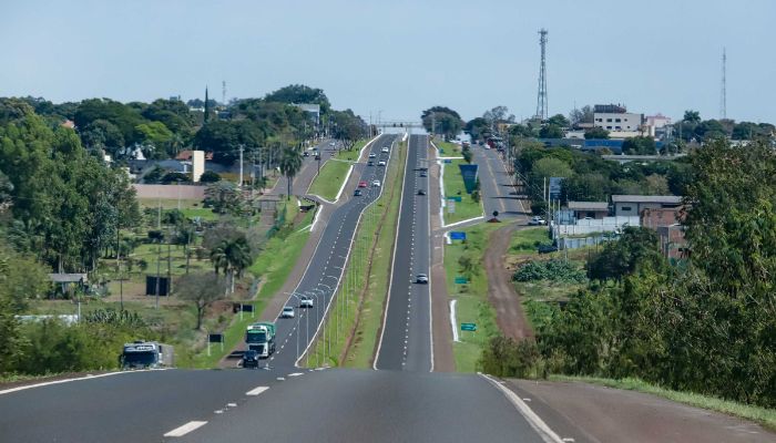 Foto: Roberto Dziura Jr/AEN  Tarifa média por quilômetro cai 33% no Paraná com os novos leilões